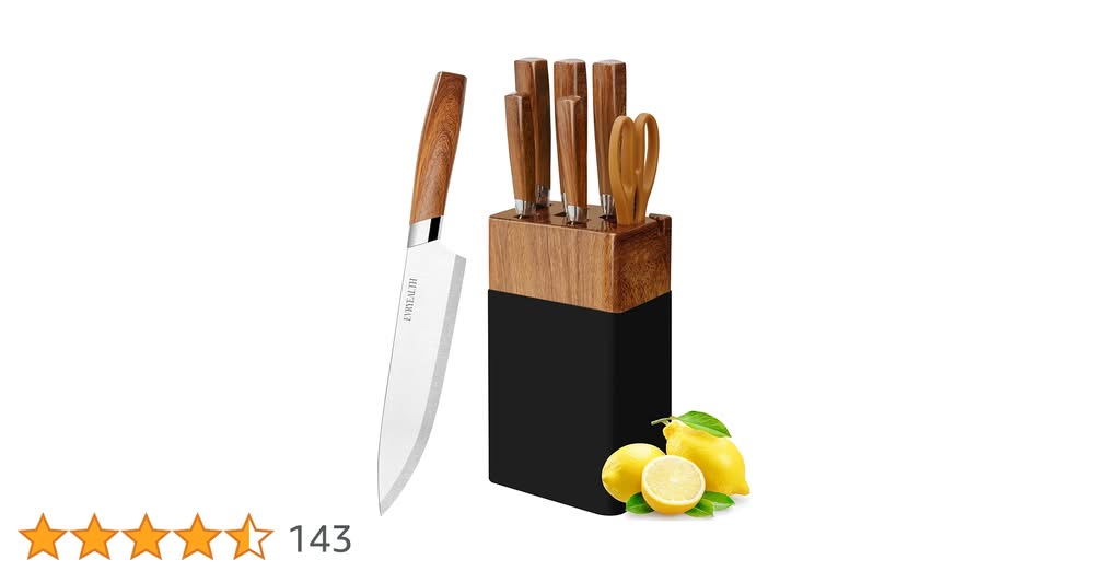 Kitchen knife set.